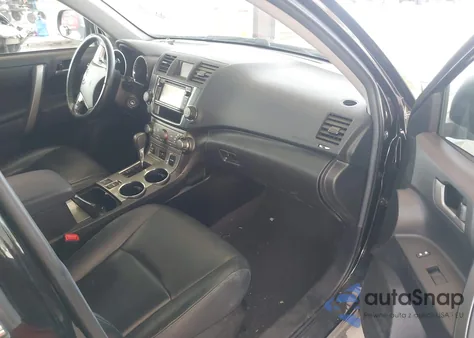 2013 Toyota Highlander Se V6 из США, поврежденный, VIN 5TDBK3EH8DS276240